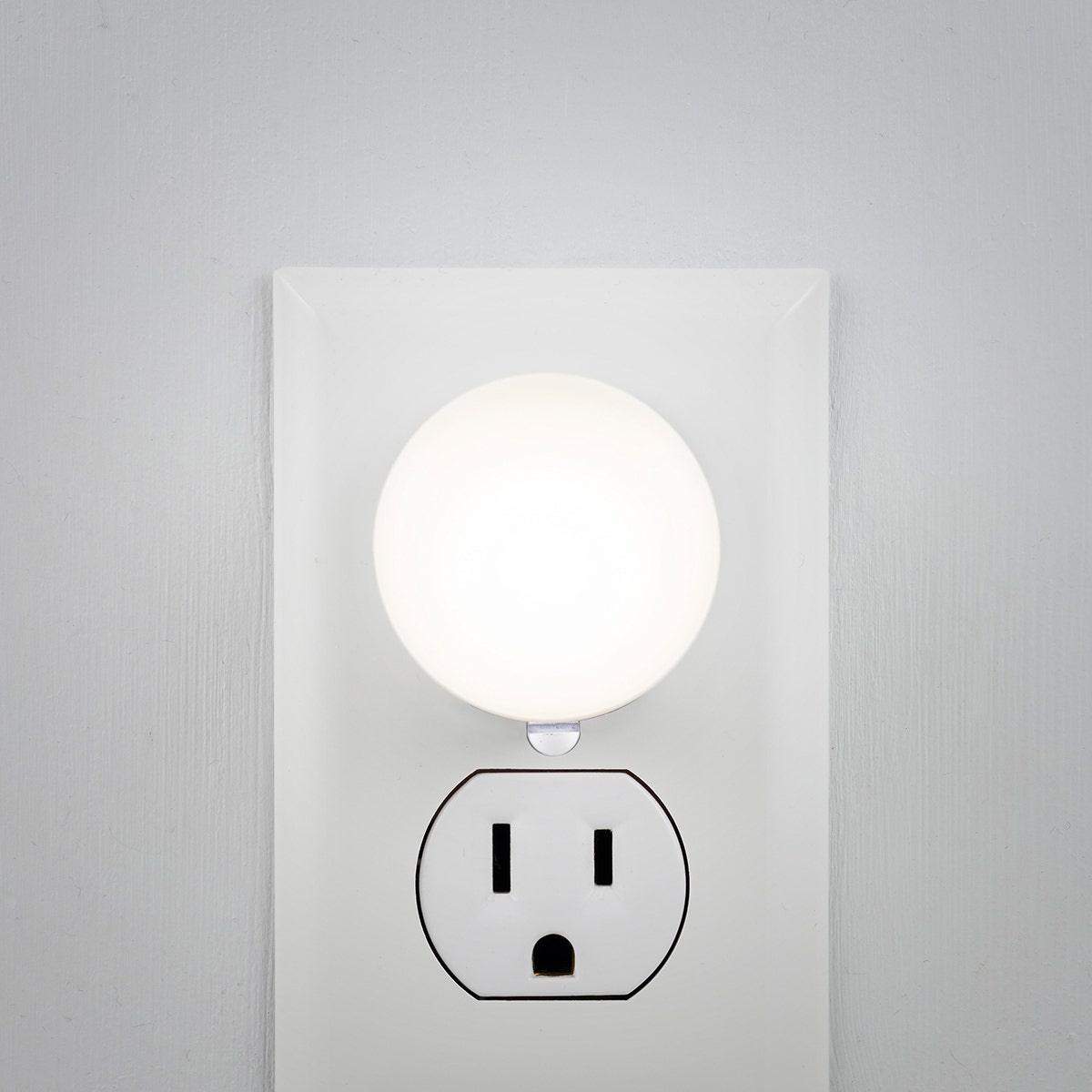 Lights by Night GLO Dot Light Sensing LED Night Light, White, 2 Pack