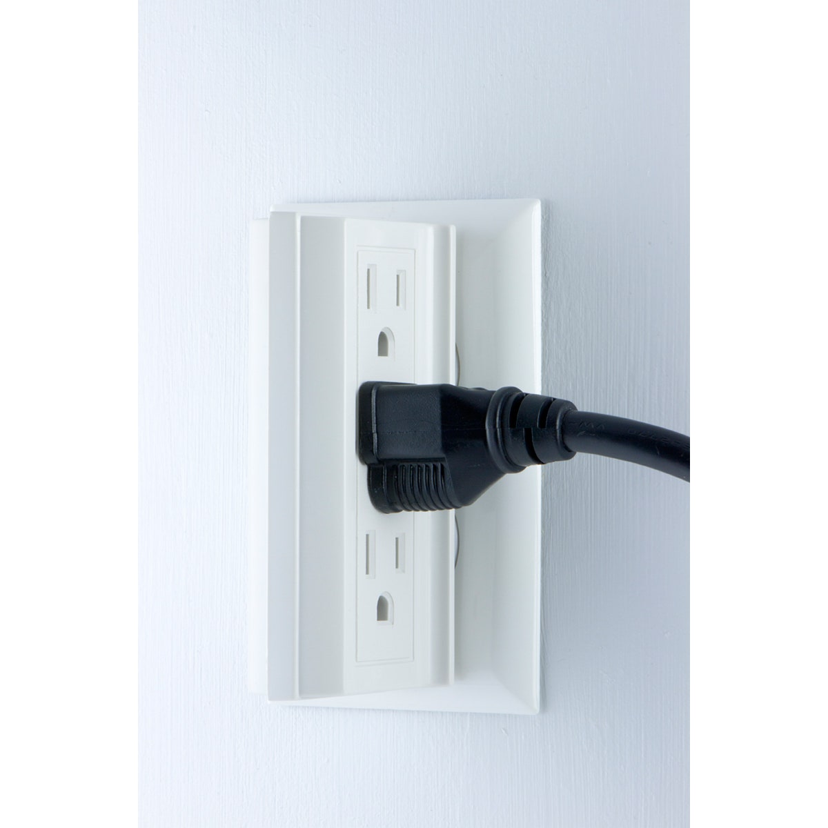 GE 6-Outlet Side-Access Wall Tap, White