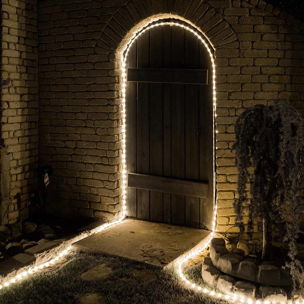 UltraPro Escape Indoor/Outdoor LED Rope Light, 25ft., Warm White