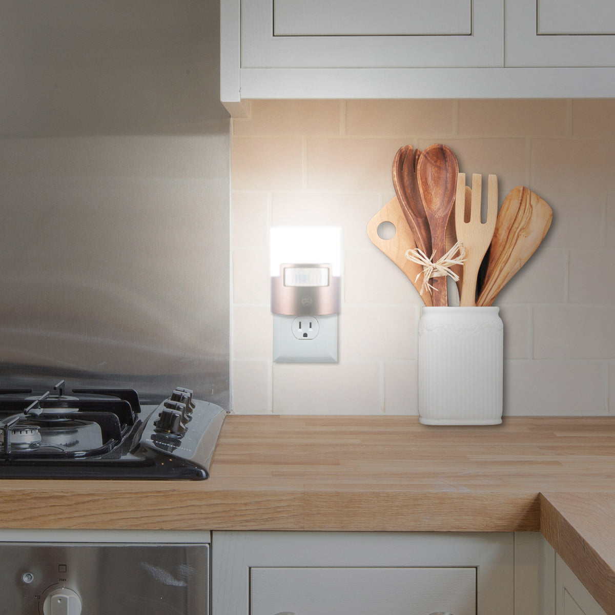 GE UltraBrite Motion Activated LED Night Light, Bronze