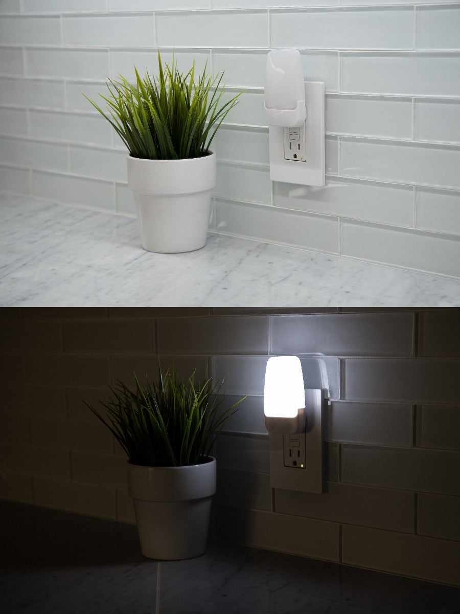 GE Light Sensing LED Night Light, 4 Pack, White