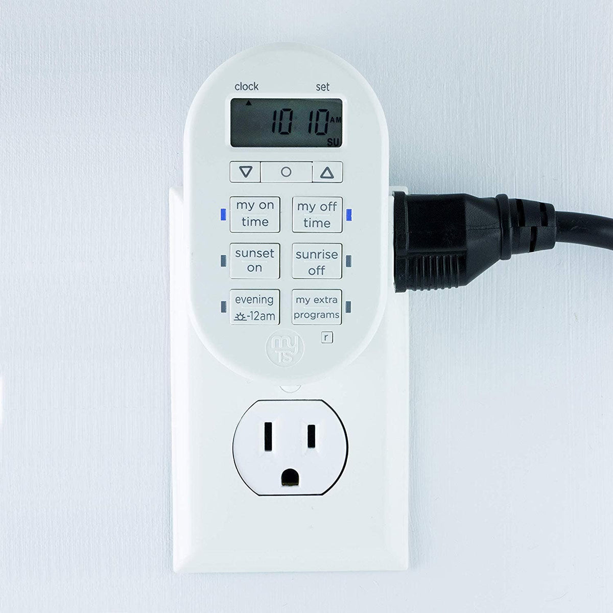 myTouchSmart Indoor Plug-In SunSmart Digital Timer, White