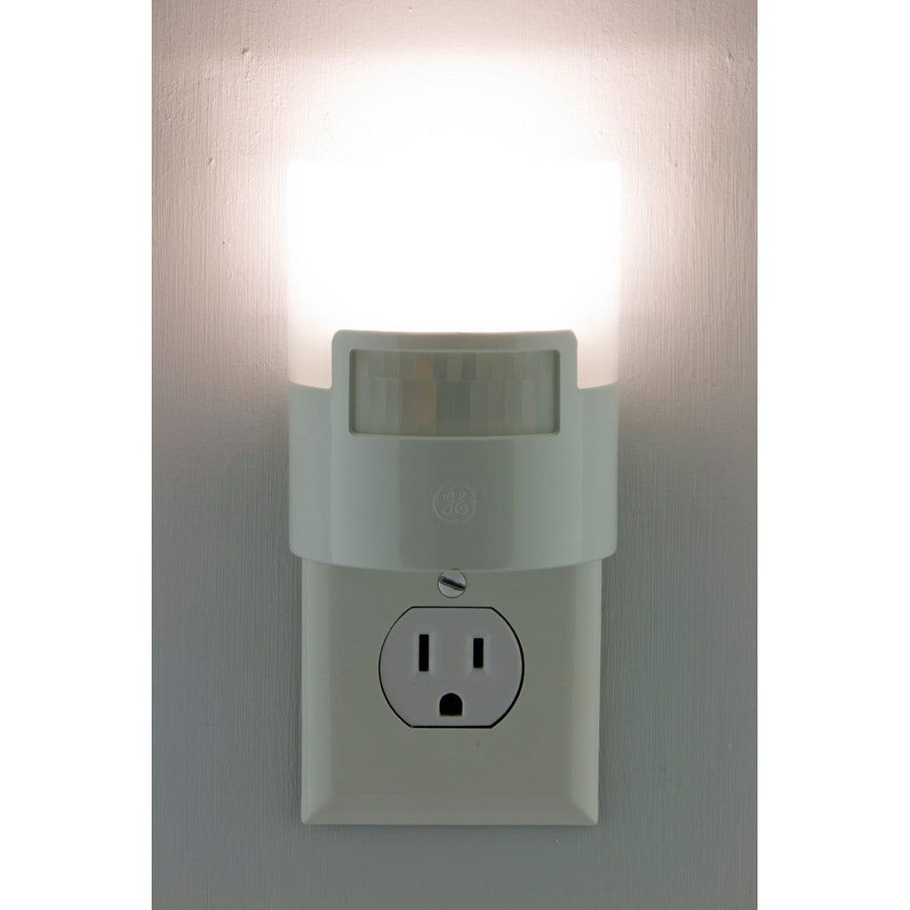 GE Enbrighten UltraBrite Motion Activated LED Night Light, White