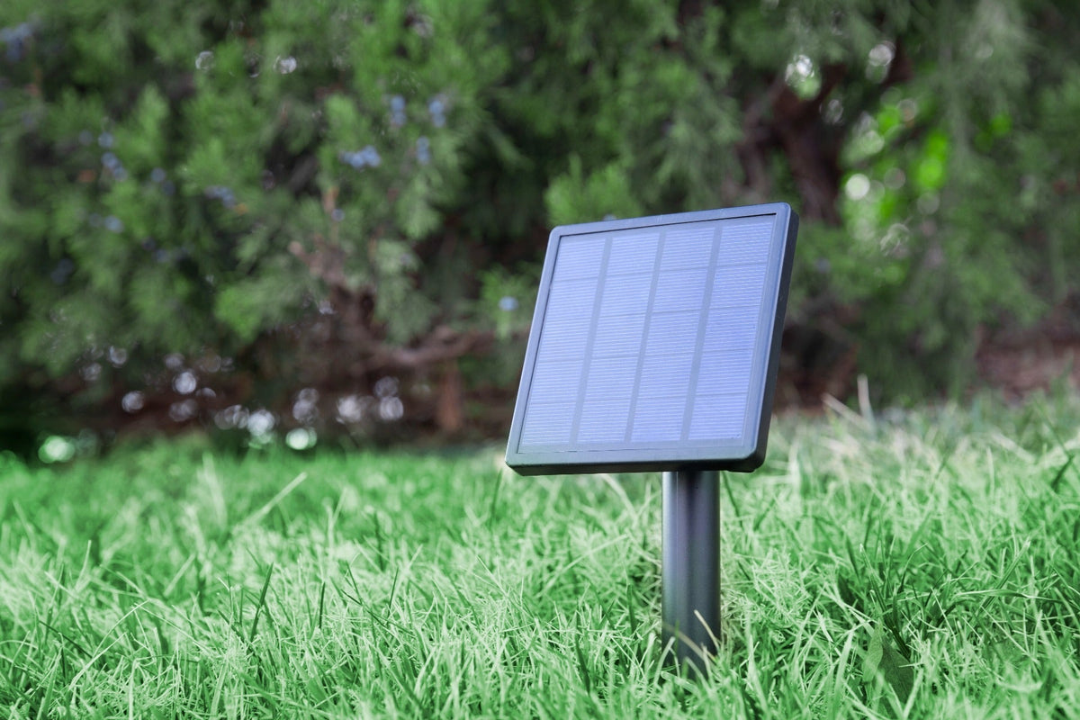 UltraPro USB Solar Panel Power Source, Black